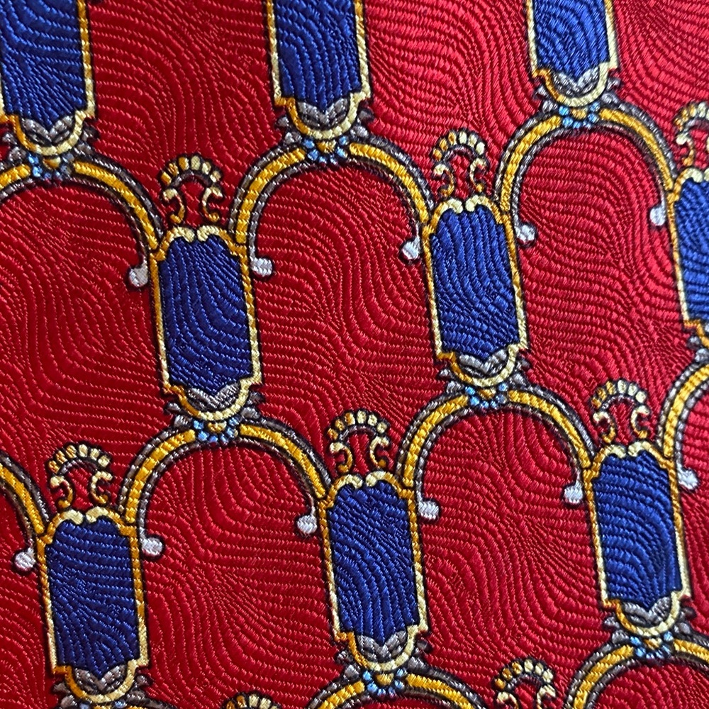 Burberry 💯 All Silk Luxurious Made in France Logo Timeless Tie - Picture 14 of 16